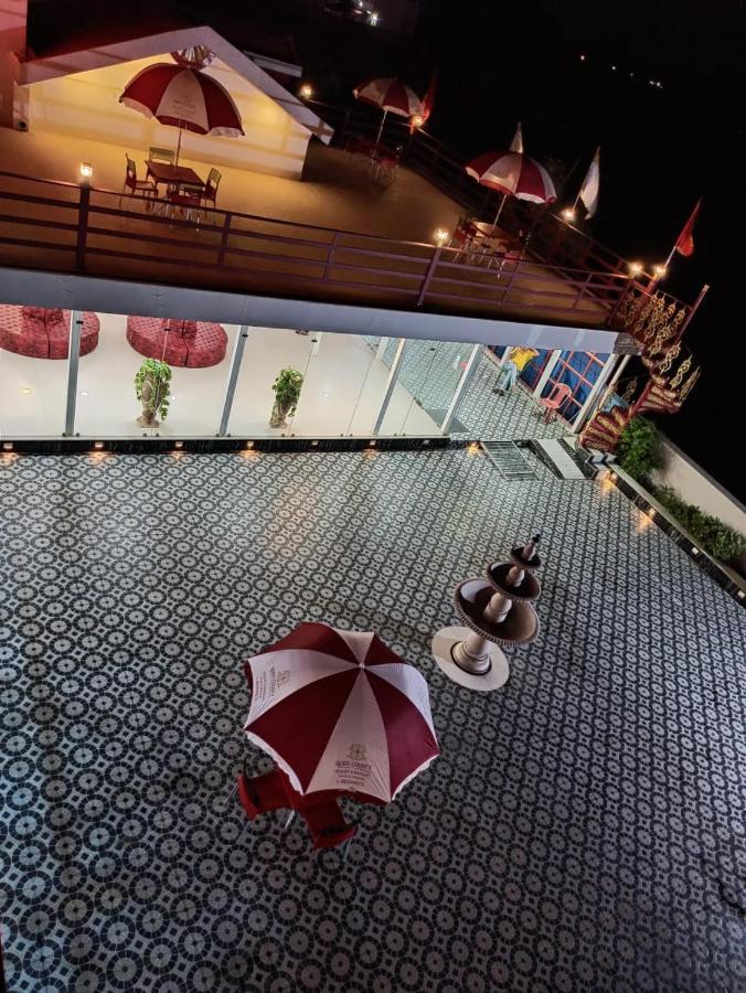 Gods County. Resort & Banquets Tarapith Zewnętrze zdjęcie
