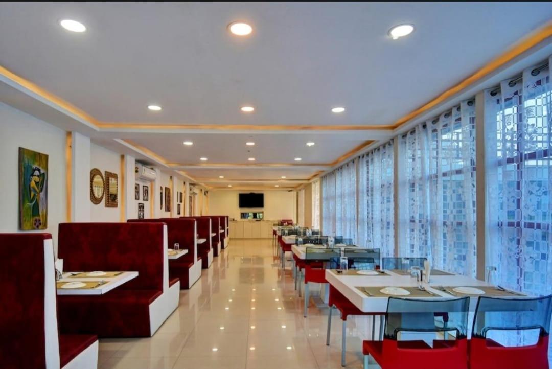 Gods County. Resort & Banquets Tarapith Zewnętrze zdjęcie